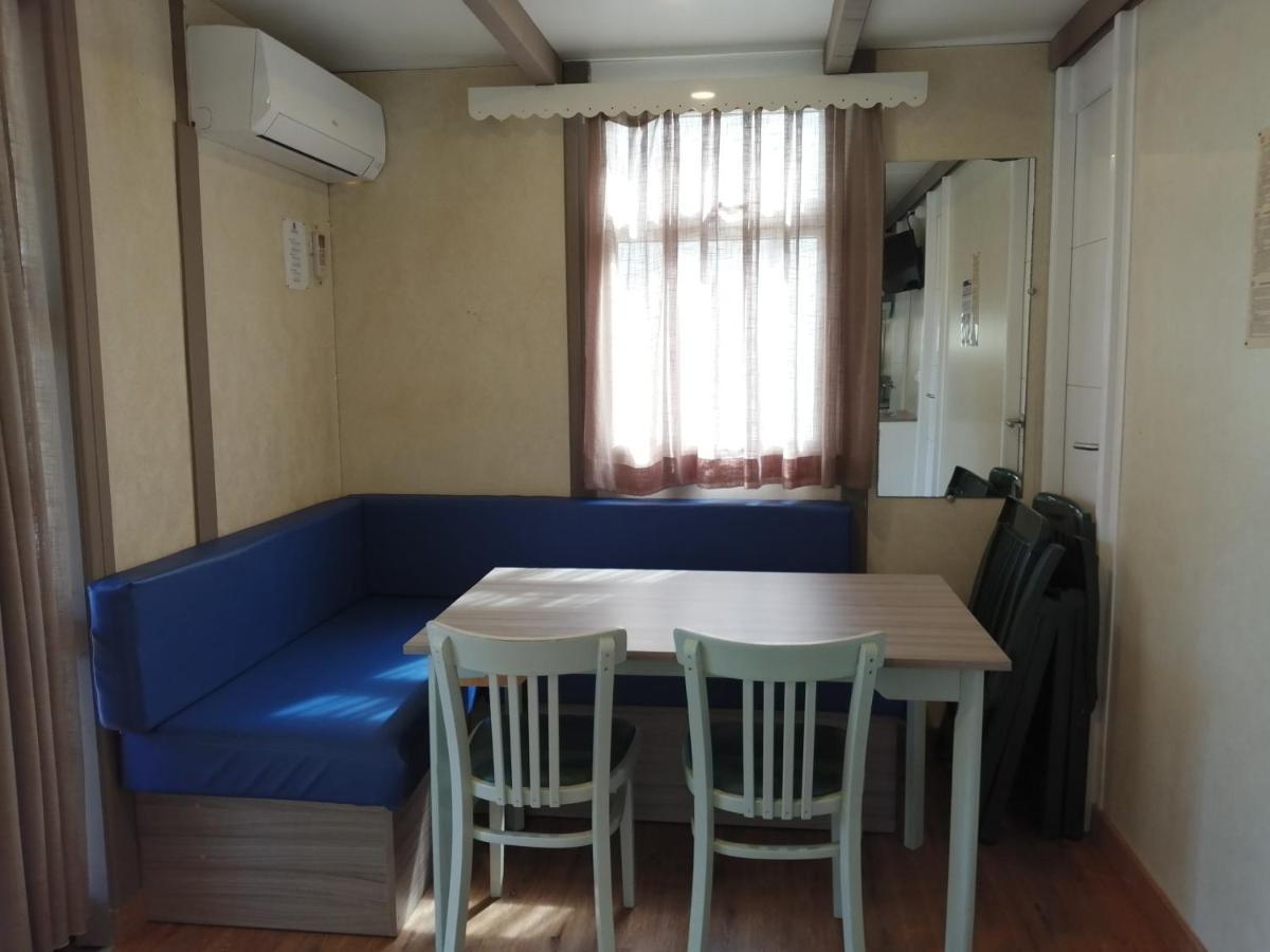 Camping-Bungalows Altomira Navajas Luaran gambar